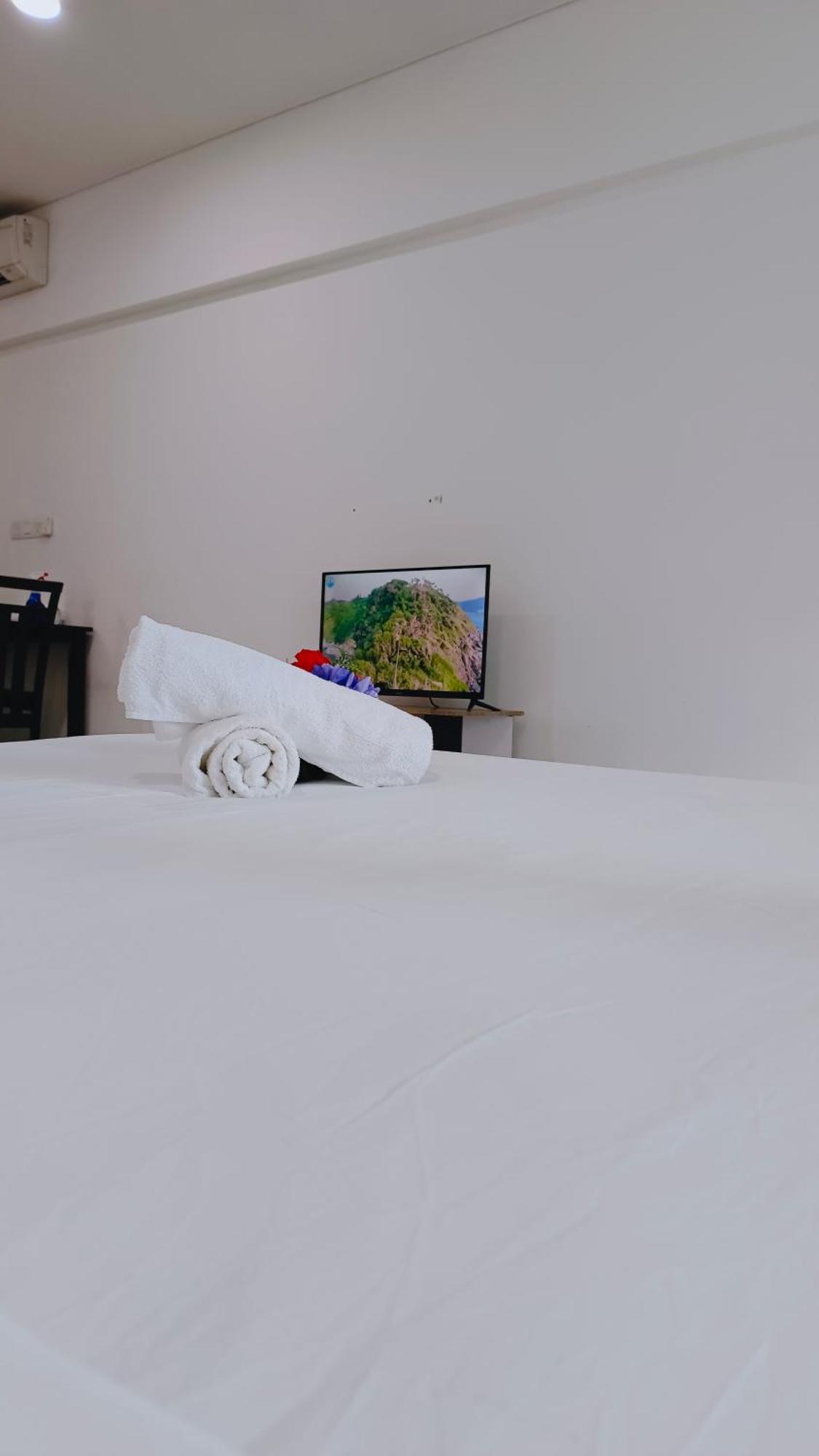 Summer Suites By Hibiscus Kuala Lumpur Extérieur photo