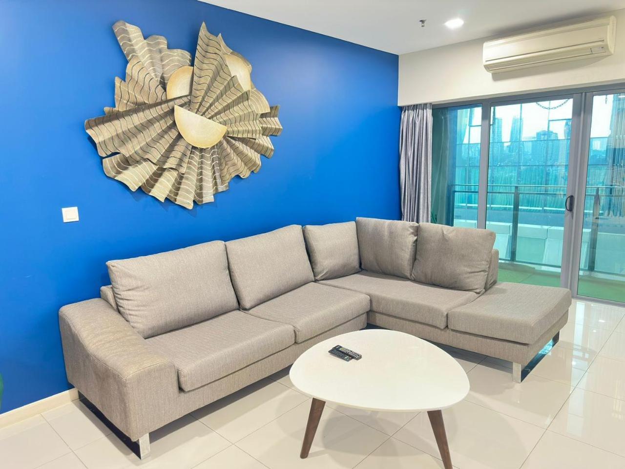 Summer Suites By Hibiscus Kuala Lumpur Extérieur photo