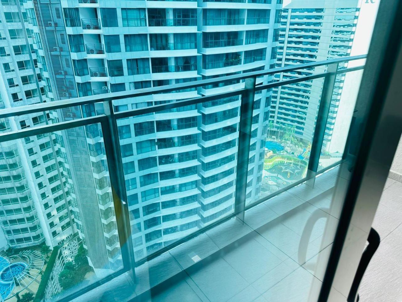 Summer Suites By Hibiscus Kuala Lumpur Extérieur photo